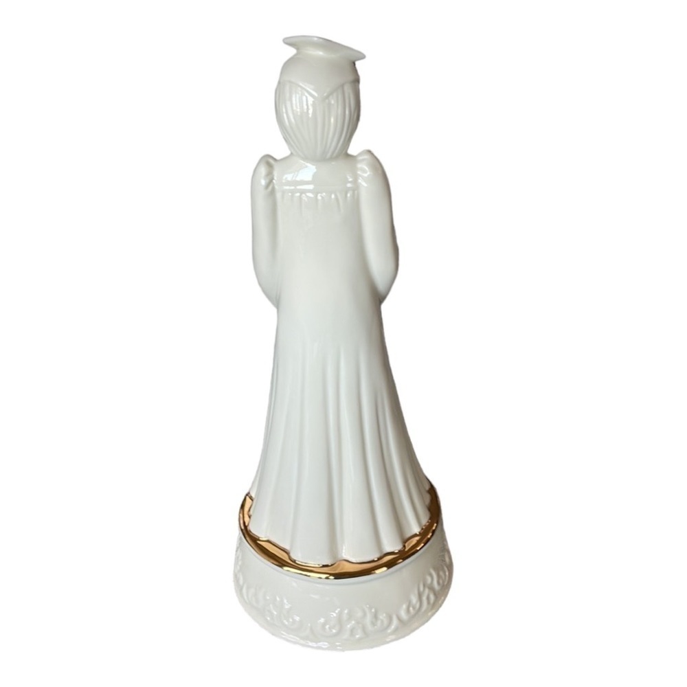 ♥️SAN Francisco Music Box Co♥️Figurine Porcelain Female - Graduation - Picture 2 of 10